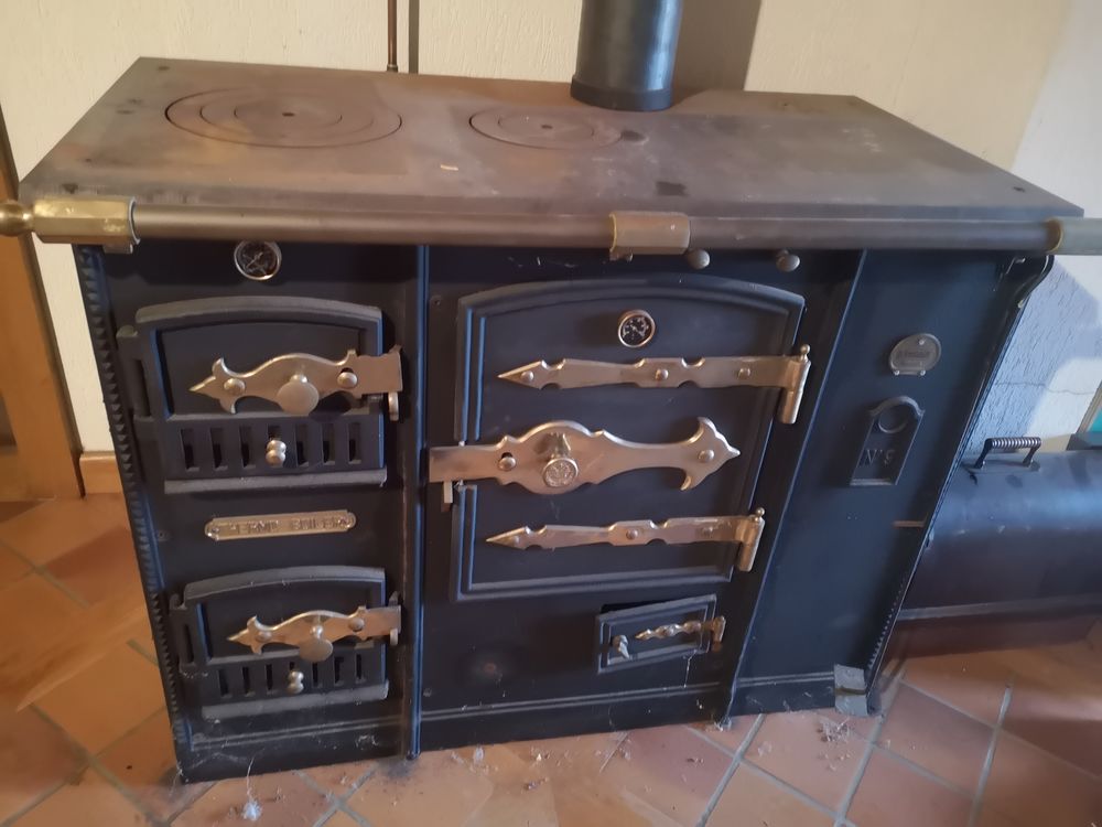 Fourneau La Cornue n9 1150 �tival-Clairefontaine (88)