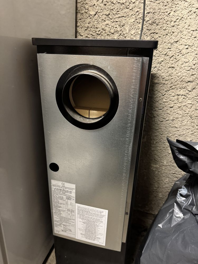 Fourneau ? �tat neuf, jamais utilis� 200 L'H�pital (57)