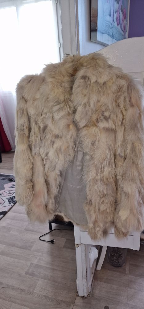 lot fourrure vison v�ritable 1200 Marseille 11 (13)