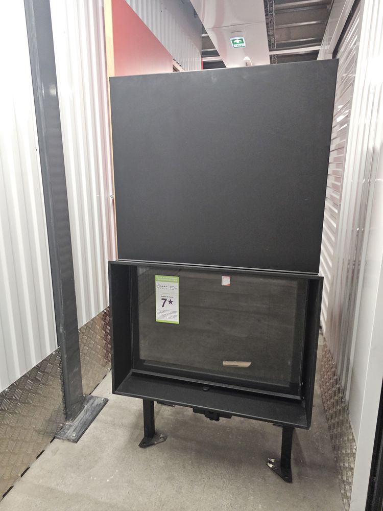 Foyer de chemin�e 750 perform Philippe tout fonte 1800 Chamb�ry (73)