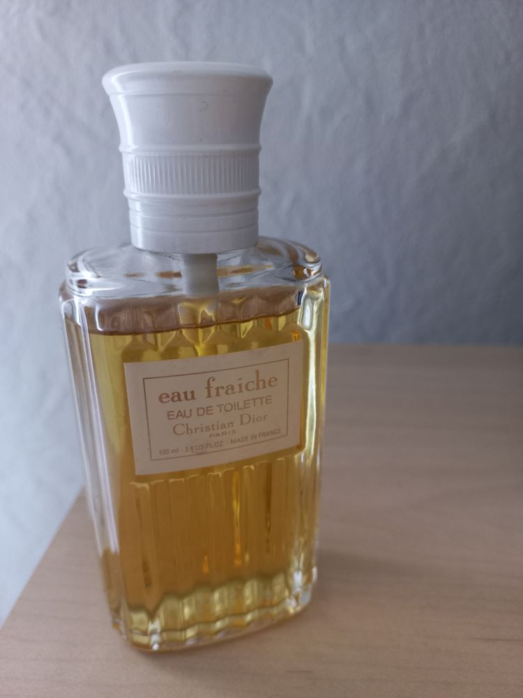Eau fra�che de Christian Dior 250 Mori�res-l�s-Avignon (84)