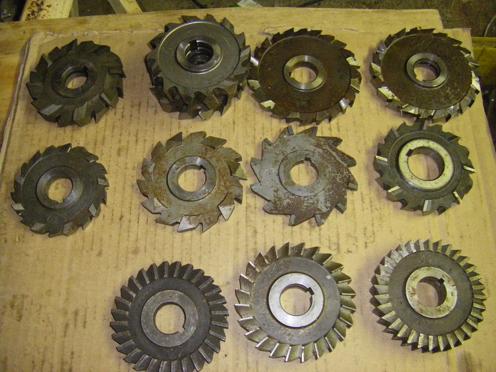 FRAISE 2 TAILLES  3 TAILLES 0 M�reau (18)