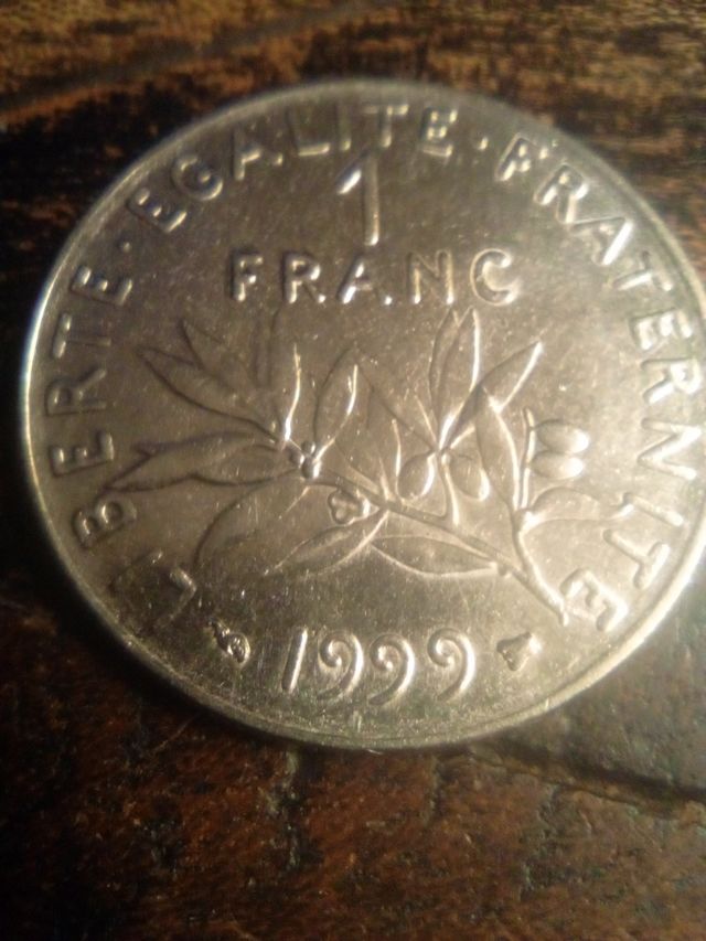 1 Franc Semeuse de 1999 Pi�ce Rare 250 Champlay (89)