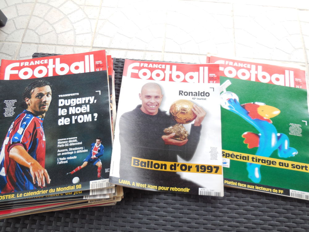 FRANCE FOOTBALL  ann�e 1997 (Livres Revues)  0,40� 0 Loivre (51)