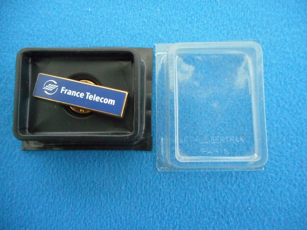 Pin's France T�l�com 3 Nieuil-l'Espoir (86)