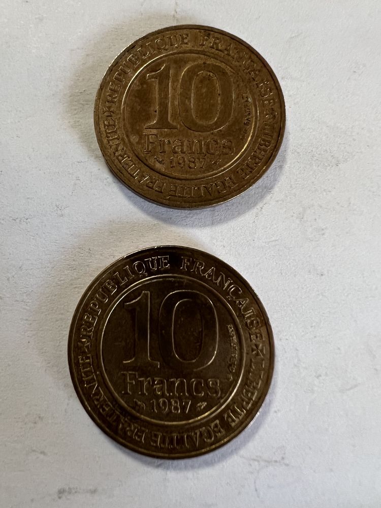 10 Francs 1987 Millenaire Capetien 6 Pierrelaye (95)