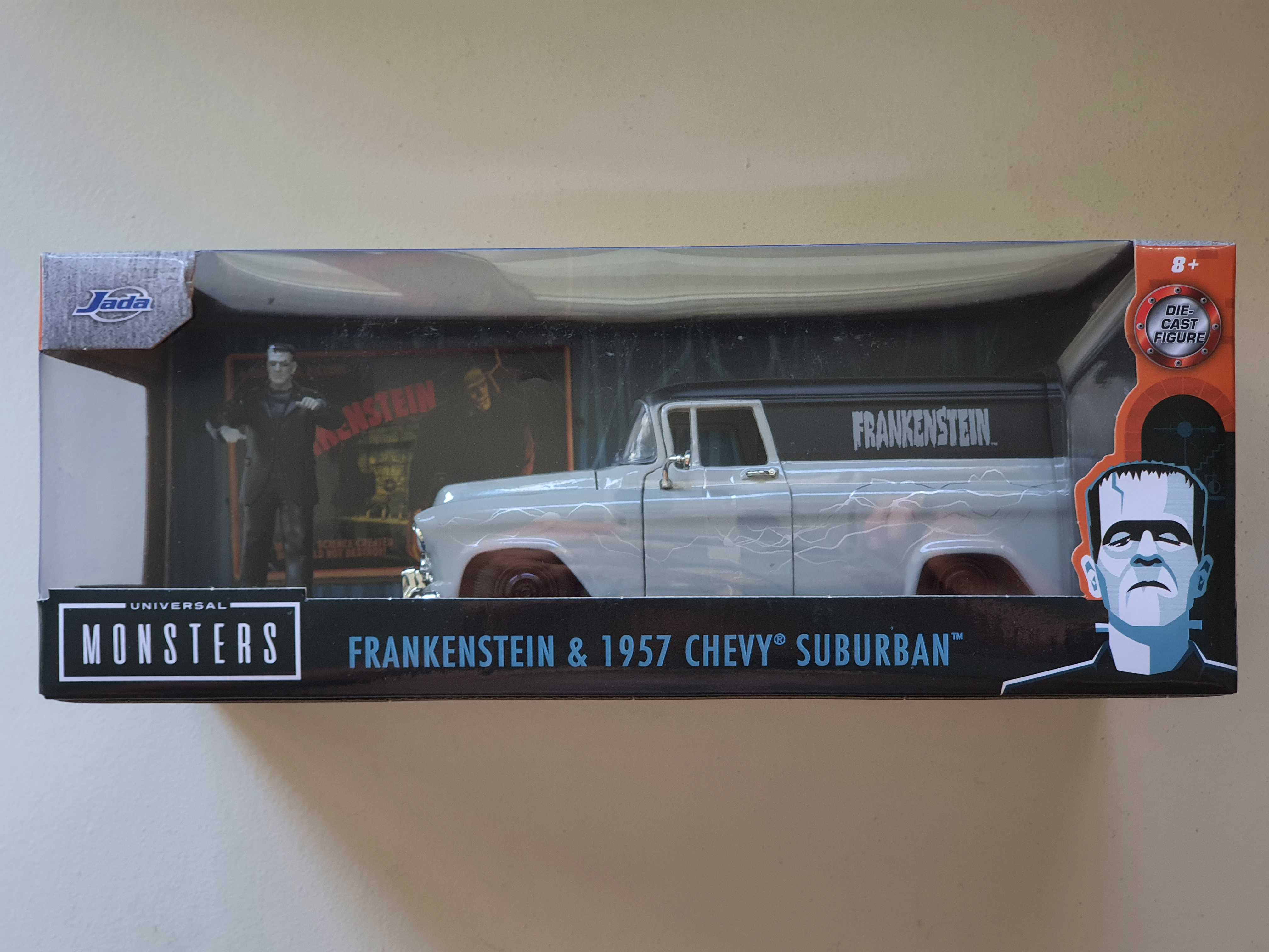 Frankenstein et Chevrolet Suburban 1957. Hollywood Rides. Jada Toys 1/24. 32 Saint-Val�rien (89)