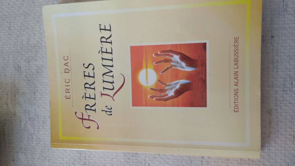 Fr�res de lumi�re. Eric. dac 4 Beaumont-Hague (50)