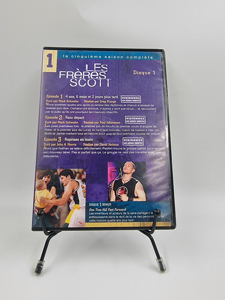 DVD Les Fr�res Scott : Saison 5 ? Disque 1 (�pisodes 1 � 3) 1 Vulbens (74)
