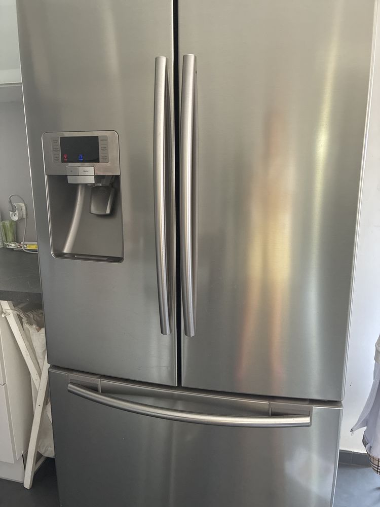 Frigidaire am�ricain 3 portes Samsung 990 Esvres (37)