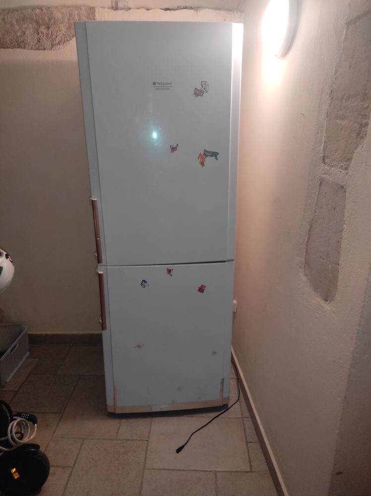 FRIGIDAIRE FROID SEC COMBI -HOTPOINT ARISTON- 280 Narbonne (11)