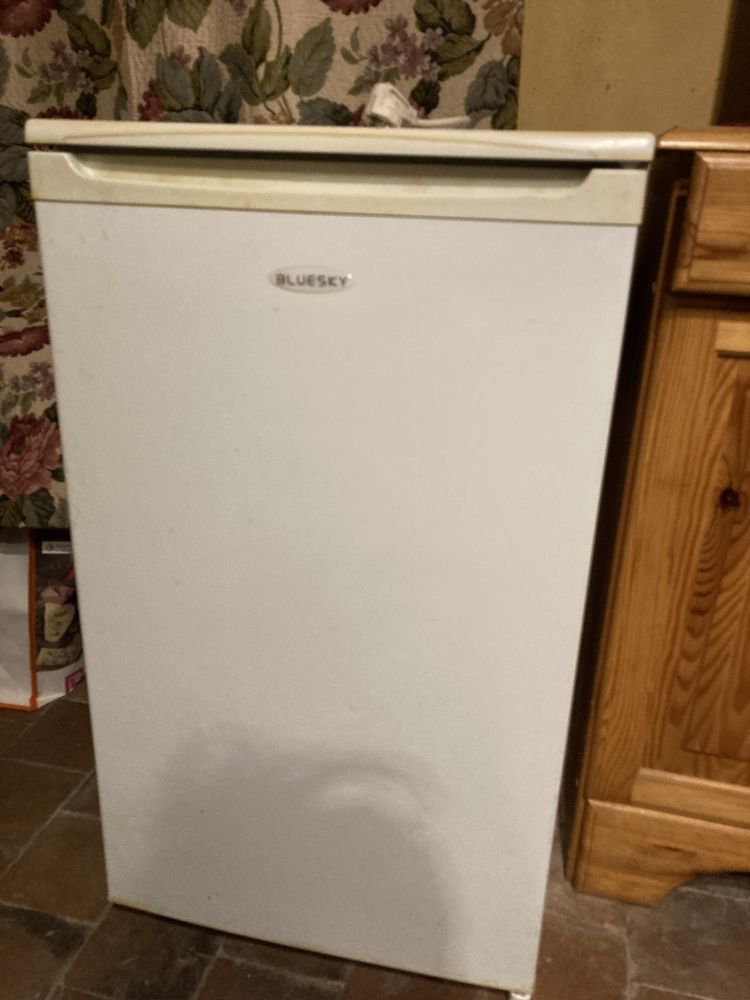 FRIGO BLUESKY 97L QUASI-NEUF 150 Charny (89)