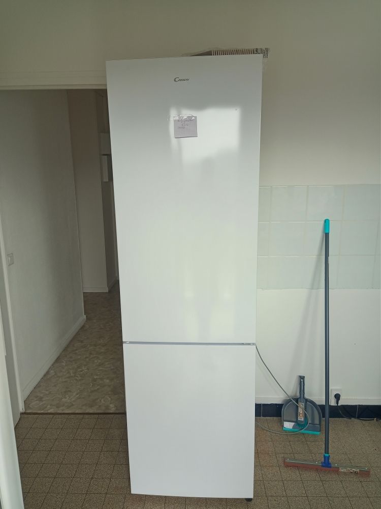 frigo Candy 588 Aix-les-Bains (73)