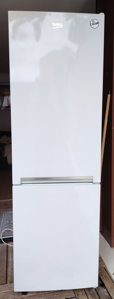 Frigo cong�lateur BEKO 130 Bordeaux (33)
