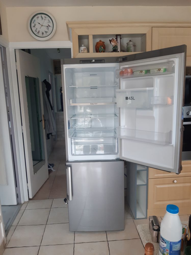 FRIGO CONGELATEUR 300 La Brosse-Montceaux (77)