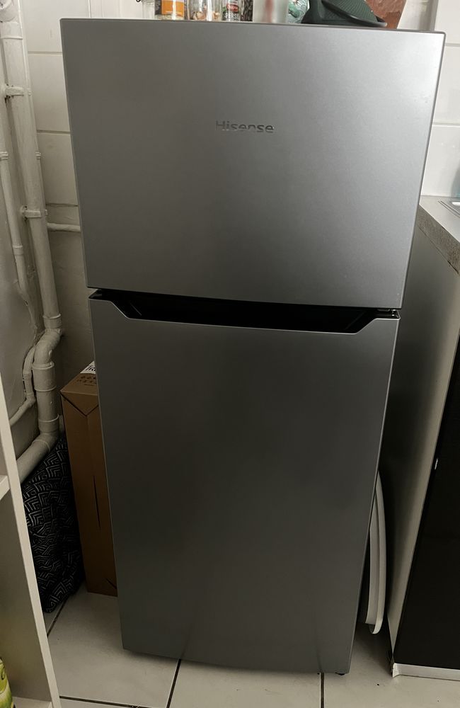 Frigo hisense 175 L'�tang-la-Ville (78)