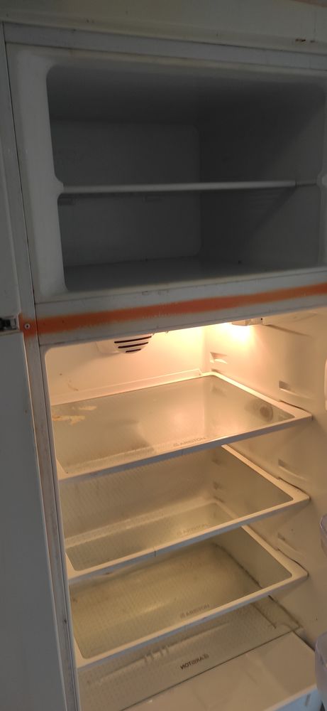 frigo qui marche
0 B�cherel (35)