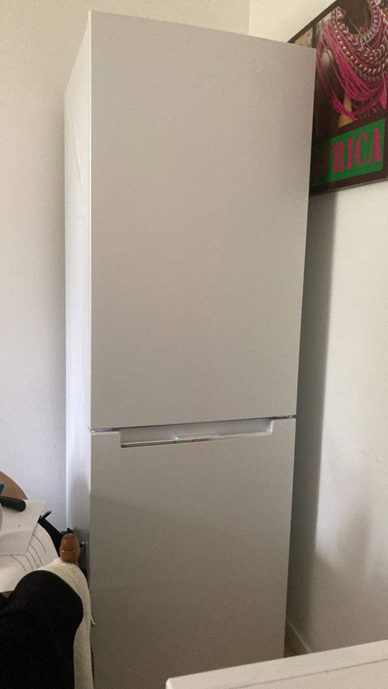 Frigo 200 Roug� (44)