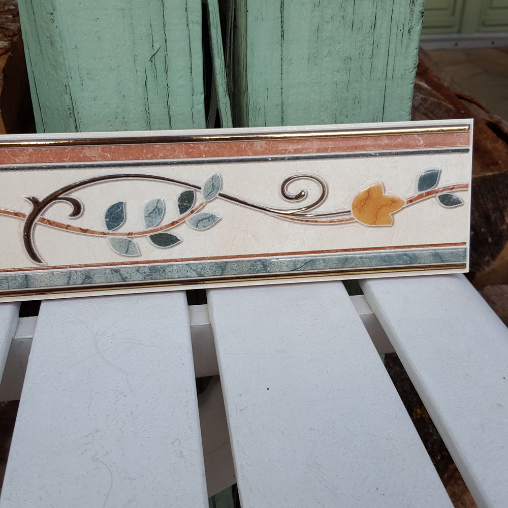 FRISES LISTEL CERAMIQUE SALLE DE BAINS, marque NAVARTI
- 120 Saint-R�my-en-Rollat (03)