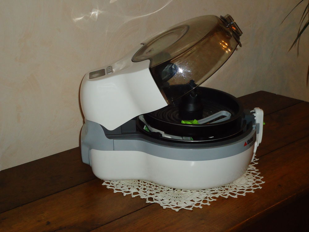 Friteuse SEB neuve 130 Lavaveix-les-Mines (23)