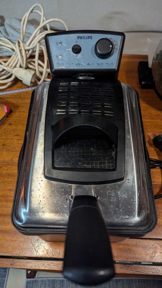 Friteuse Philips 15 Villeneuve-Loubet (06)
