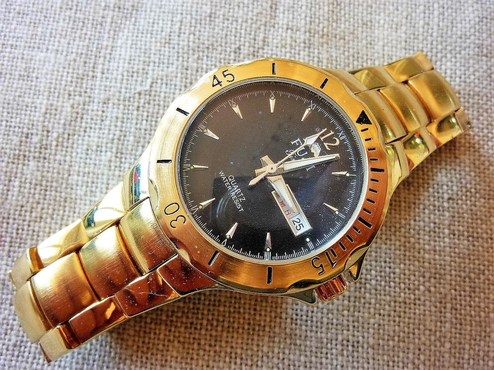 FUJI Time SPORT Montre-bracelet homme 1990 FUJ0005 110 Metz (57)