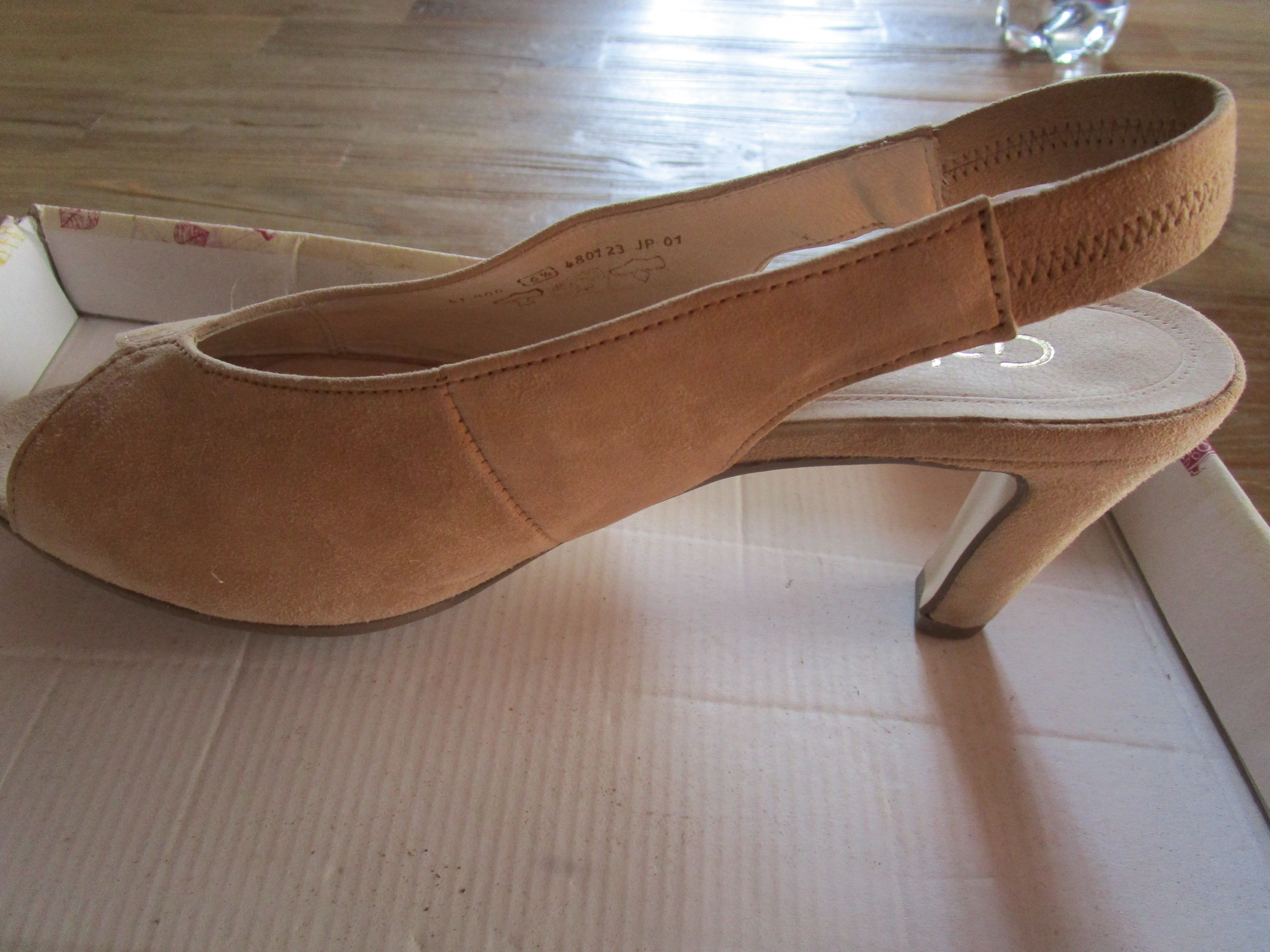 Gabor escarpins 10 Aubenas (07)