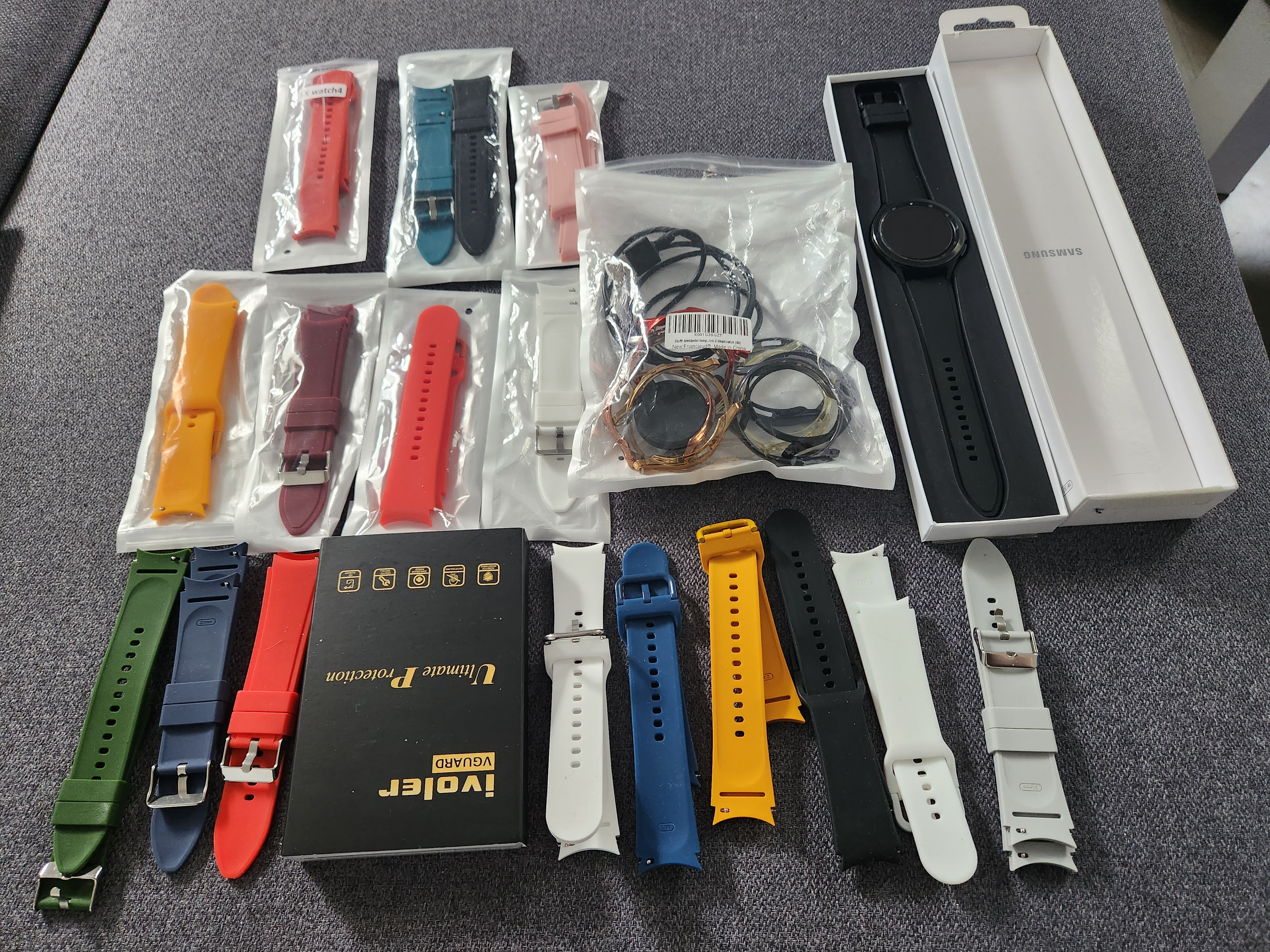 Galaxy watch 4 classic 46mm 4g + accessoires 200 Sens (89)