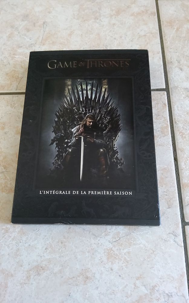 DVD  Game of Thrones  Edition sp�ciale 20 Juillan (65)