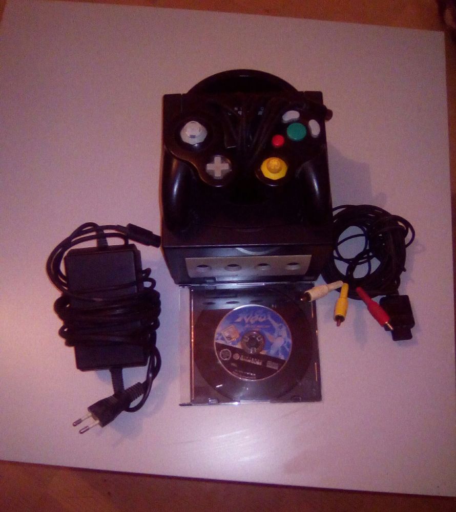 GameCube noire avec Jeu 15 Trigu�res (45)