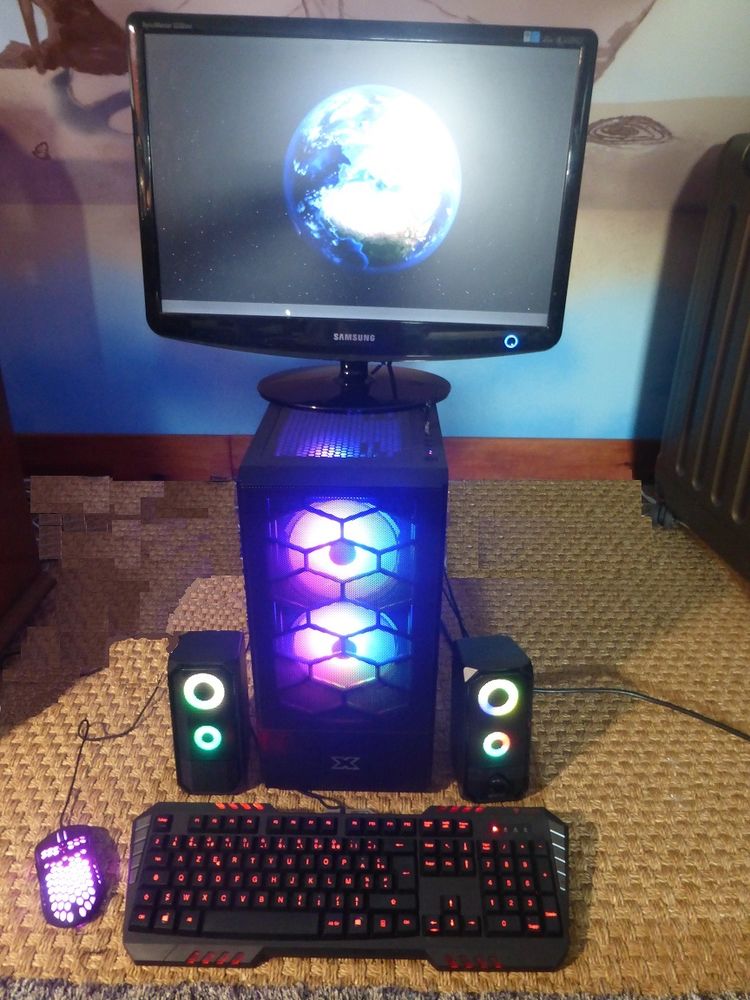 pc gamer rgb 10 g�n�ration 360 Sceaux-sur-Huisne (72)