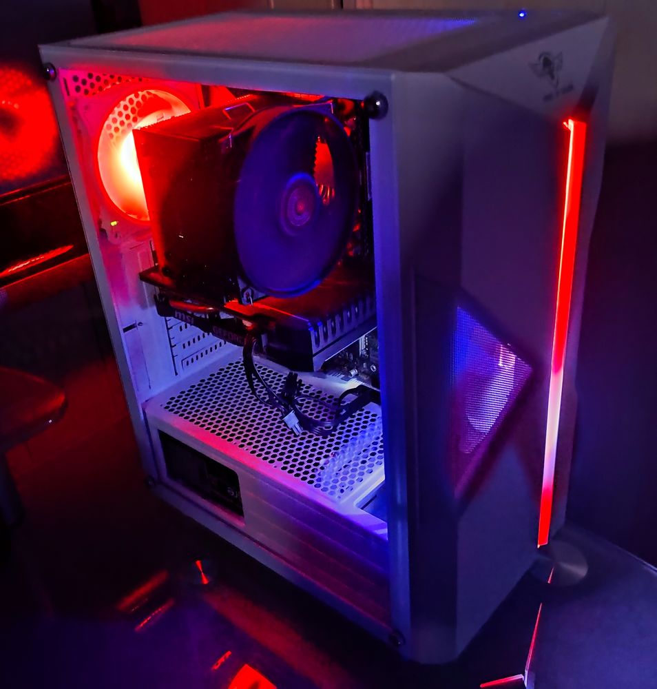 PC Gamers Reconditionn�- I7 10700F - RTX 2060 - MSI Z490 GAM 590 Brunstatt (68)