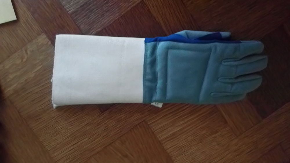 Gant escrime fleuret 10 Aucaleuc (22)