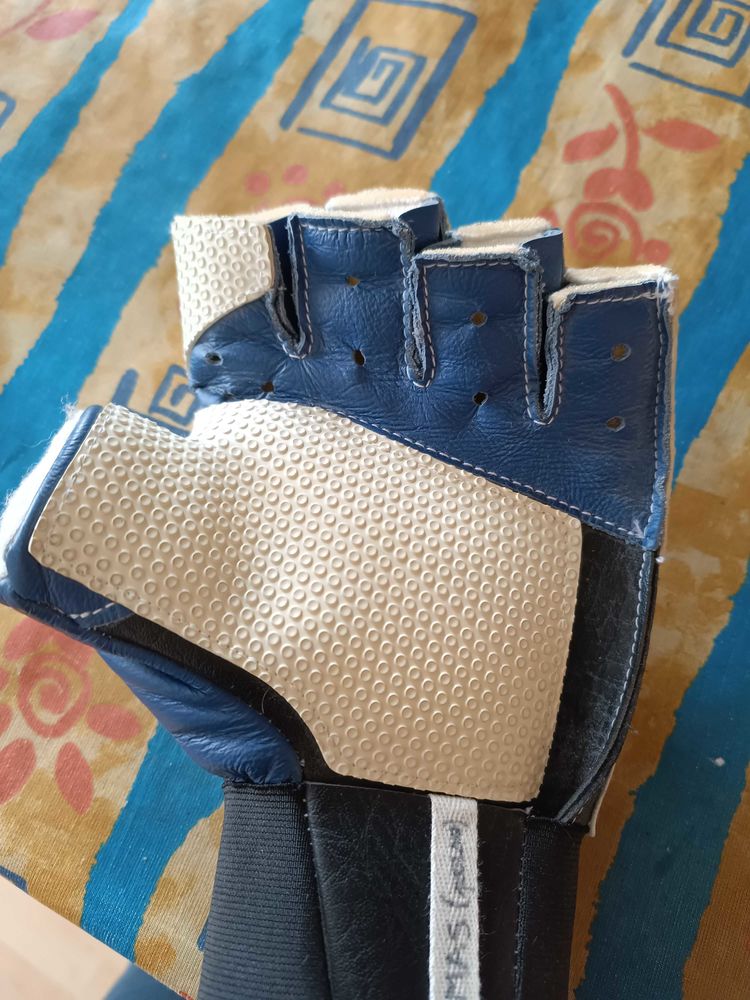 gant de tir sportif carabinier 10 Pont-de-Roide (25)