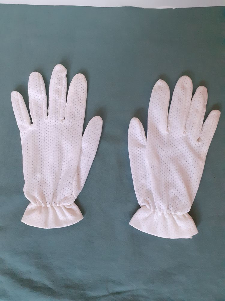 Gants de c�r�monie fille 8 ans vintage 10 Grisolles (82)