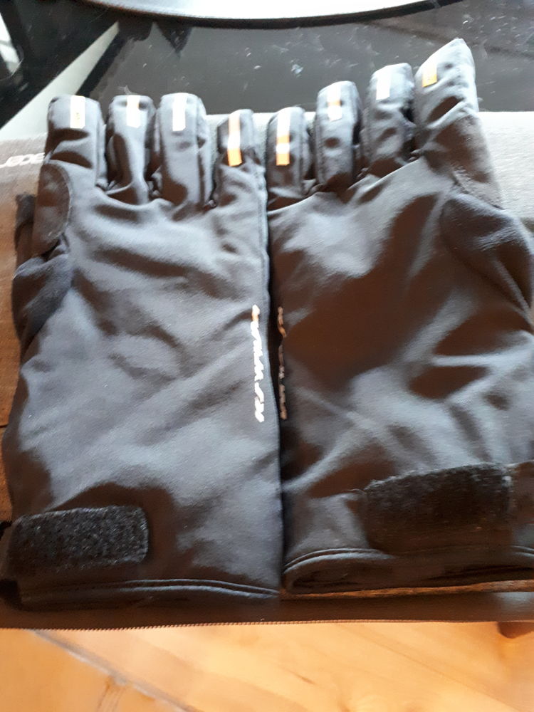GANTS FOURRES 28 Virelade (33)