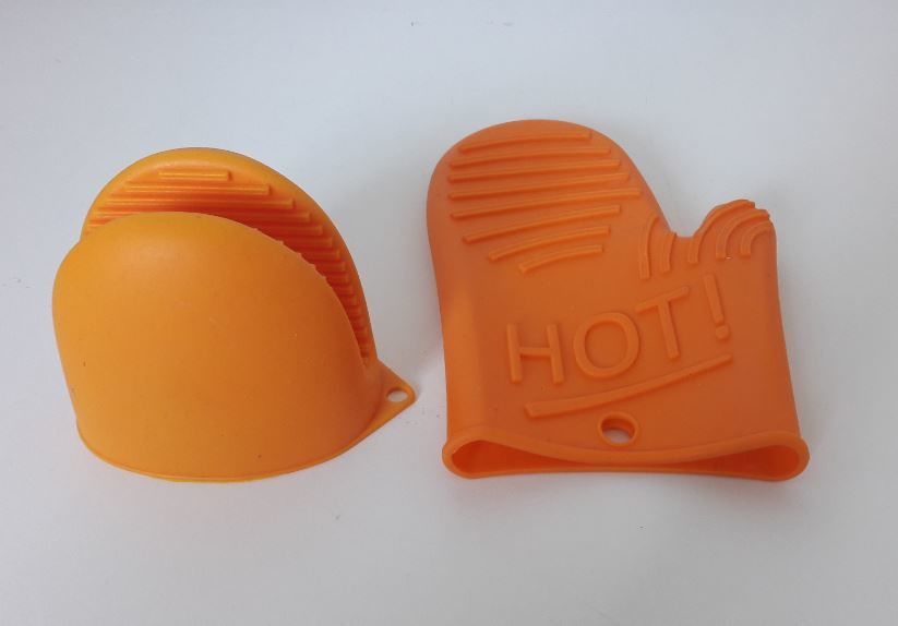 Gants en silicone (3 � le lot de 2) 3 Metz (57)