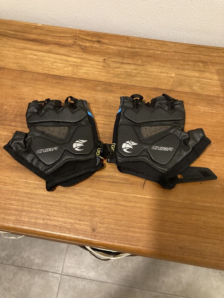 Gants velo. 25 Malakoff (92)