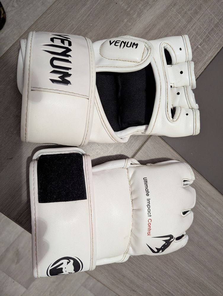 Gants de MMA venum 35 Viviers (07)
