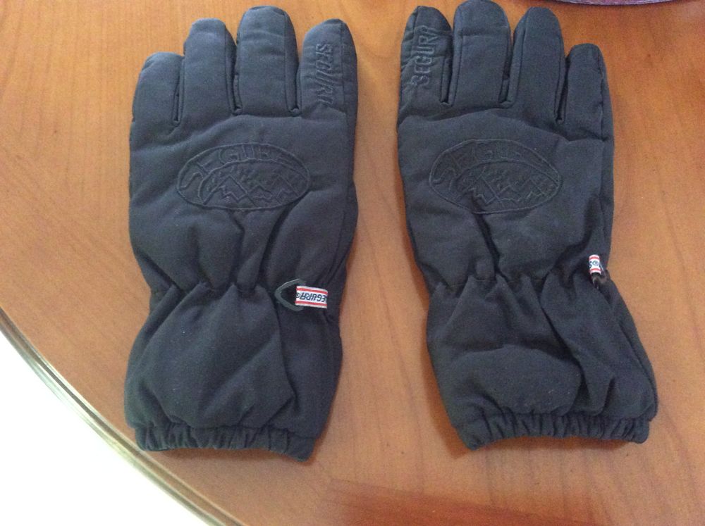 GANTS DE SKI 6 M�riel (95)