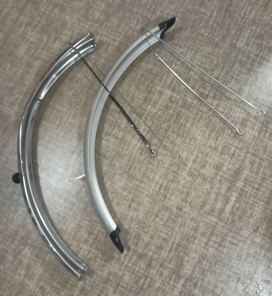 Garde-boue v�lo ville roues 700 et 26  25 Paris 12 (75)