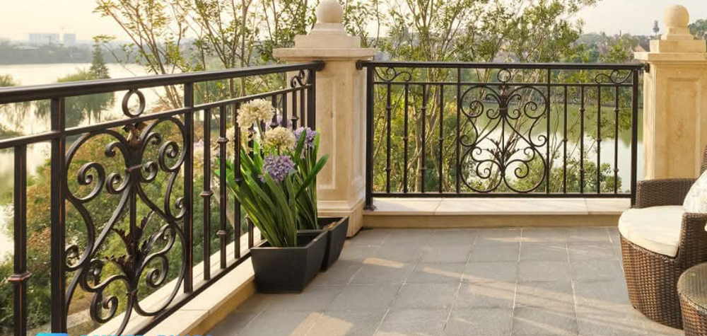 Garde corps en fer forg� 395 Autouillet (78)