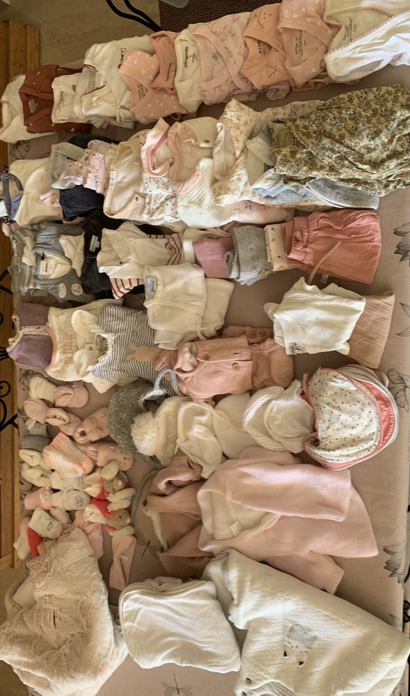 Garde robe compl�te 0 � 18 mois et plus 200 Antibes (06)