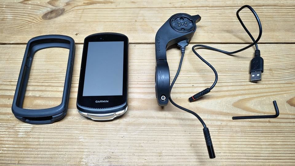 Garmin Edge 1040 avec support d'alimentation 450 Ch�teauneuf-de-Galaure (26)