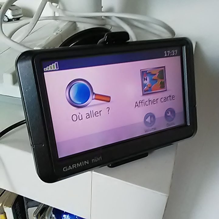 gps garmin nuvi 10 Paris 17 (75)