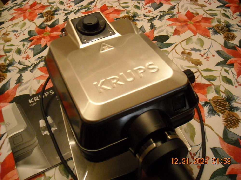 GAUFRIER ROTATIF KRUPS 90 Vitry-en-Charollais (71)