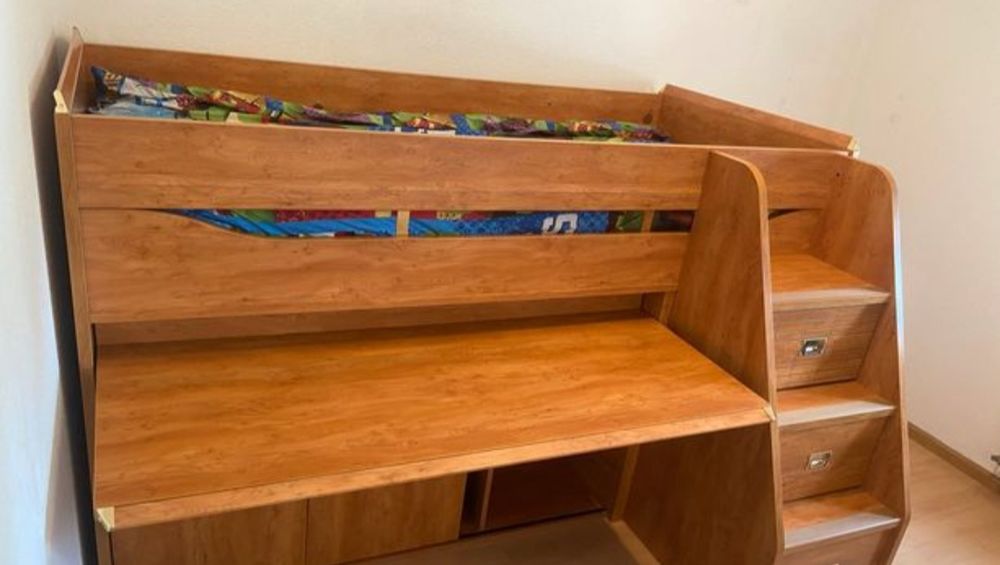 : Lit Gauthier avec bureau 100 Le Bourg-d'Oisans (38)