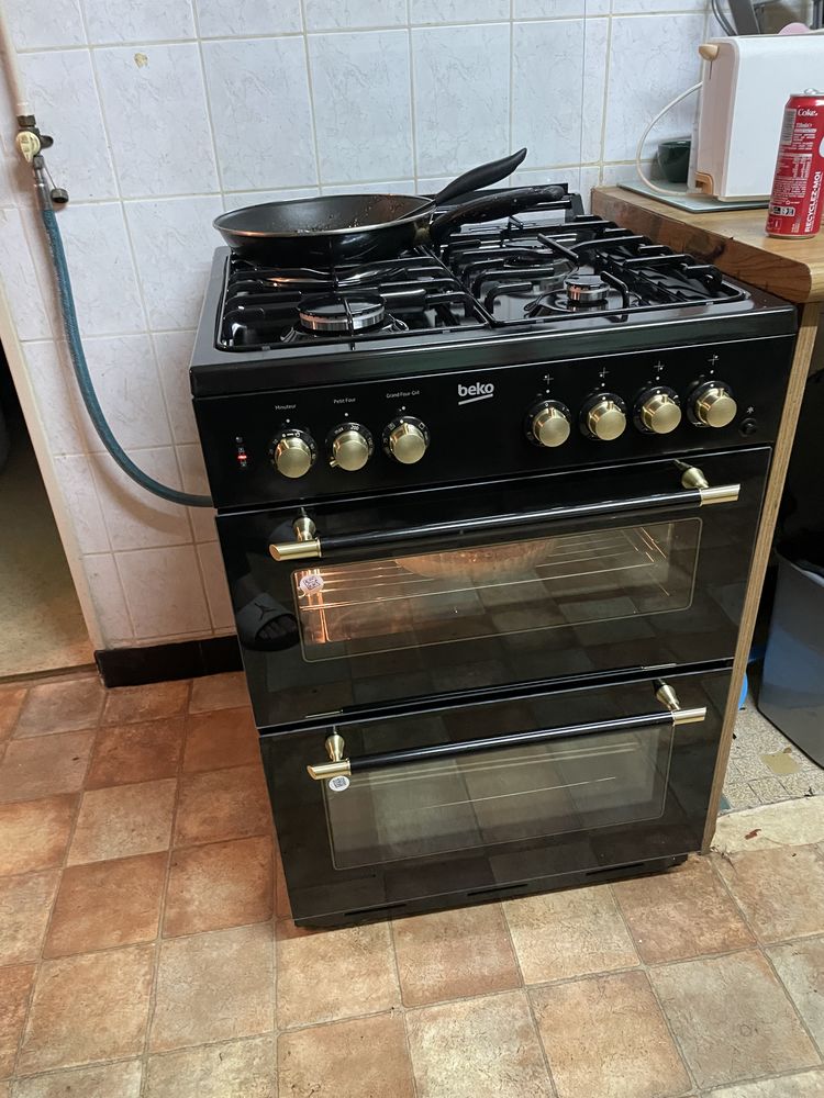 Gaziniere avec 2 four ind�pendant 300 Cosne-Cours-sur-Loire (58)