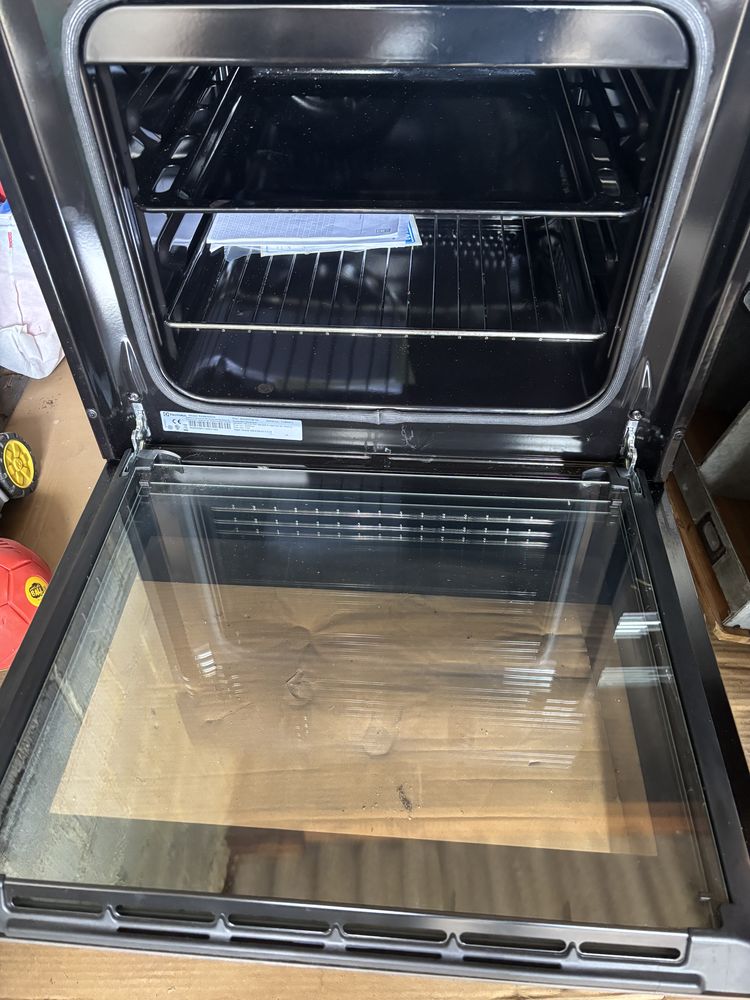 gazini�re ELECTROLUX induction 3 plaques avec four pyrolyse 350 Longueau (80)