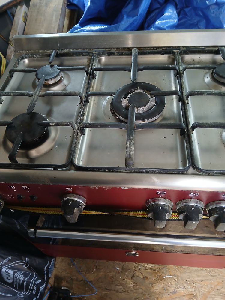 v gaziniere piano 5 feus 150 Tourcoing (59)